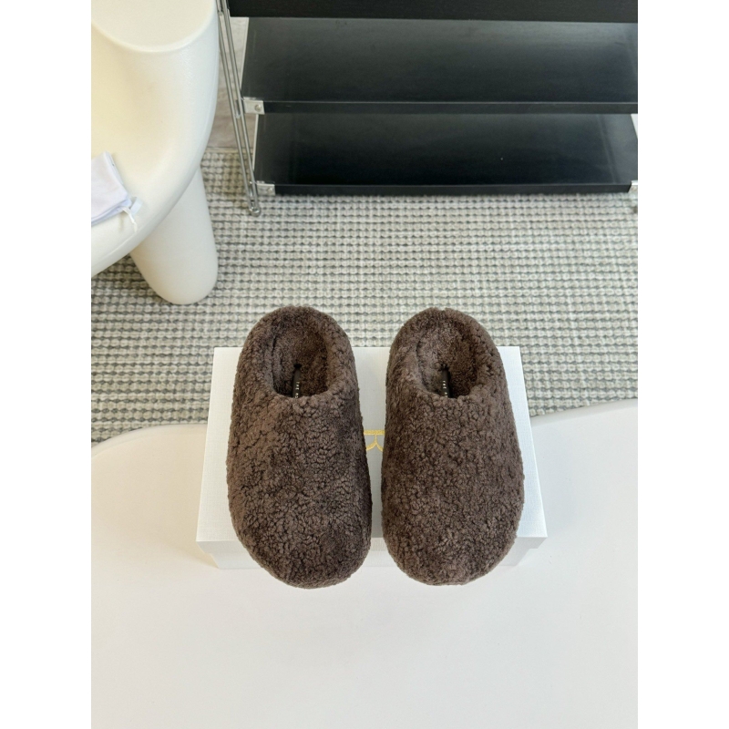 Other Slippers